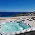 La Contessa Pool & Sea View 3*