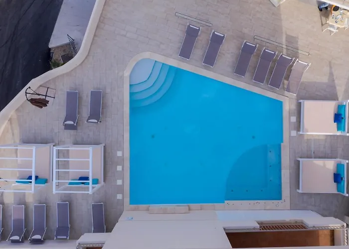 La Contessa Pool & Sea View Apart Otel 3*